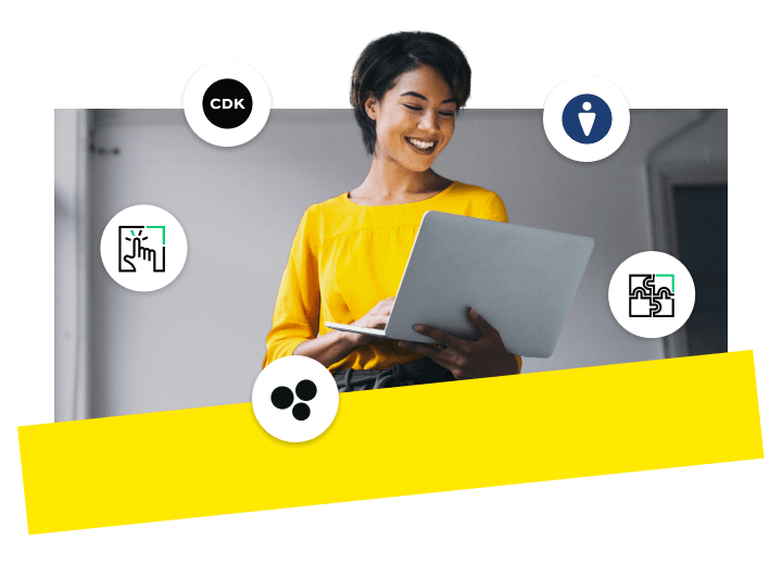 Un’amministratrice governativa che gestisce il suo CRM in modo sicuro e senza problemi utilizzando GoTo Connect.